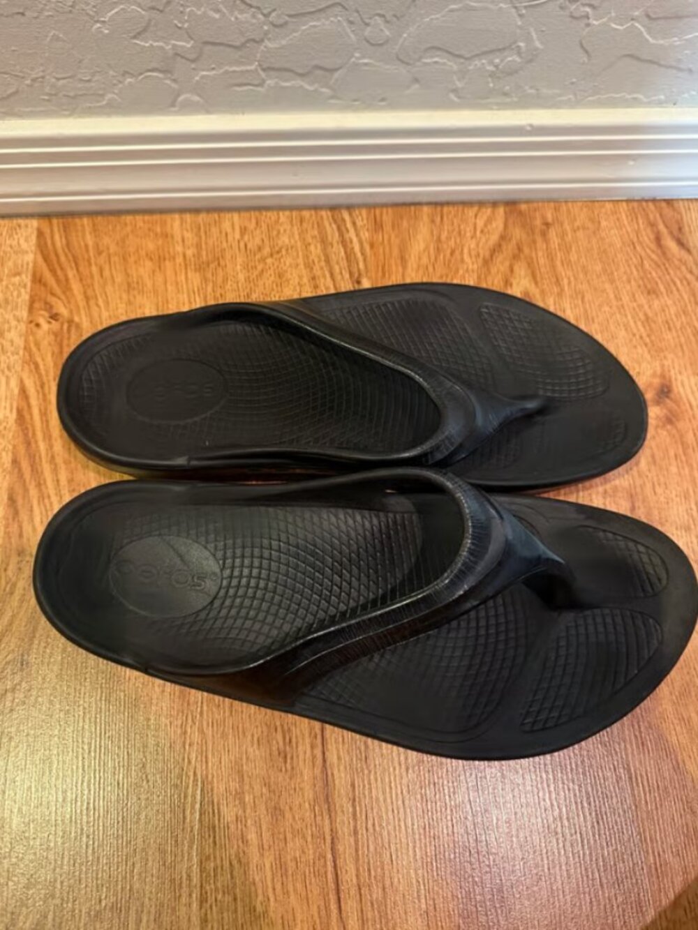 Oofos Sandals